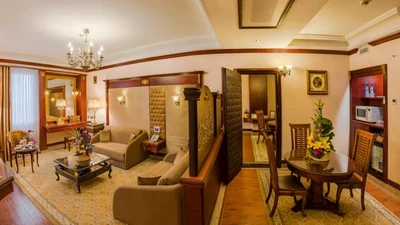 Golden Palace Hotel