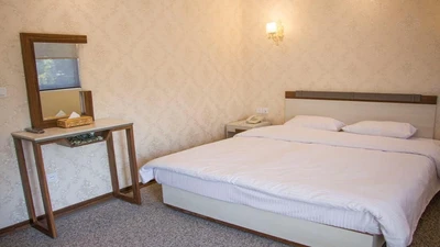 Vernus Hotel