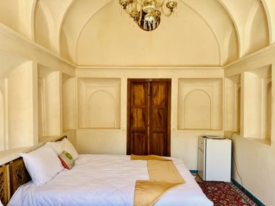 Ashkoob Traditional Hotel
