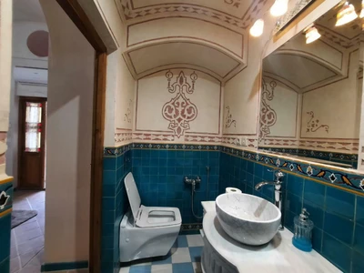 Ashkoob Traditional Hotel