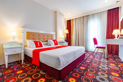Persian Plaza Hotel