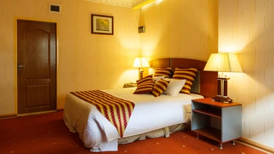 Parsian Ali-Qapu Hotel
