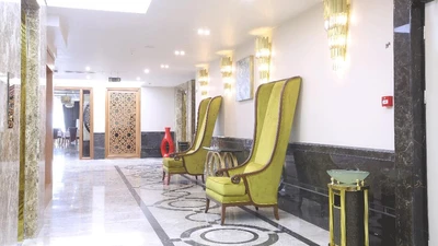 Sarina Hotel