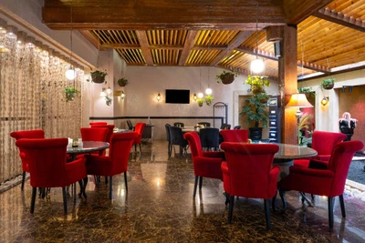 Darvishi Hotel