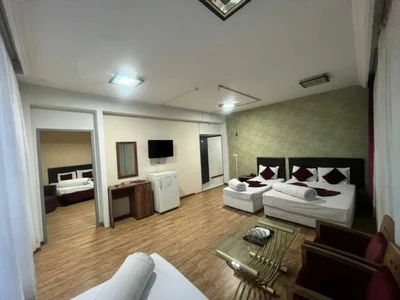 Javaheri  Hotel