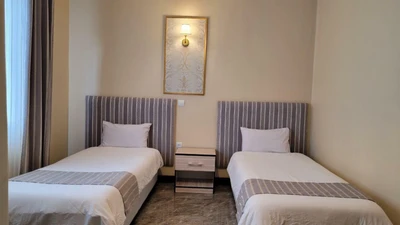 Zanjan Sepid Hotel
