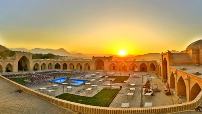 Laleh Bisotun Hotel