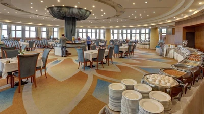 Shiraz Grand Hotel