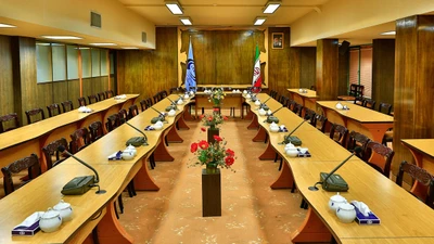 Laleh Hotel