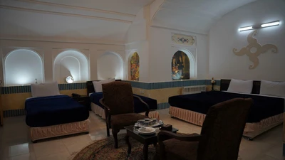 Royaye Ghadim Hotel