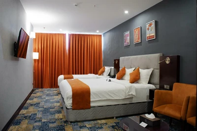 Avina Hotel
