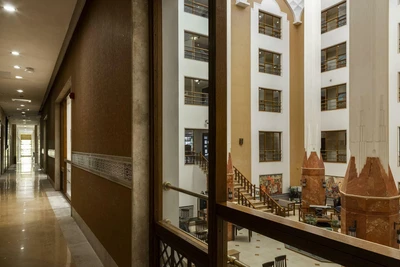 Parsian Safaiyeh Hotel
