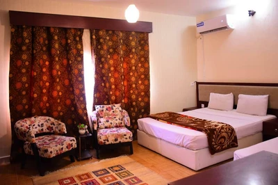 Fanoos Hotel Kish