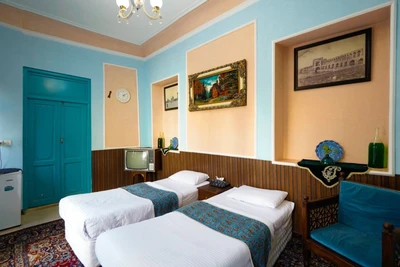 Hatef Traditional Guesthouse