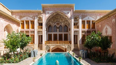 Mahinestan Raheb Hotel