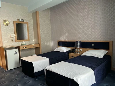 Ahrab Hotel
