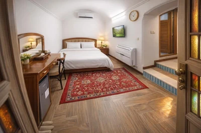 Fazeli Hotel