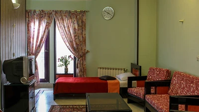 Hasht Behesht Hotel