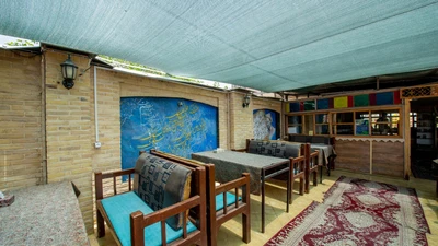 Niayesh Hotel