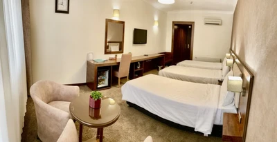 Yazd Tourist Hotel