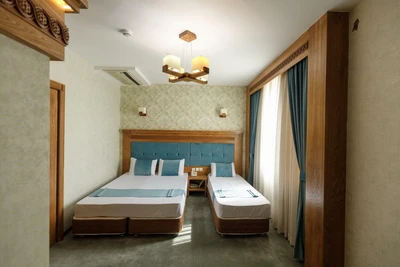 Liana Hotel