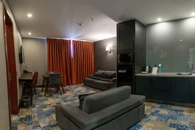 Avina Hotel