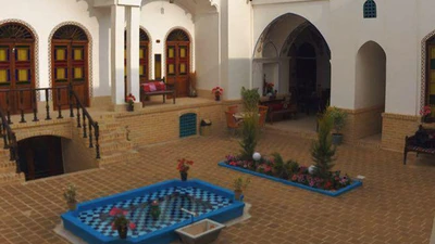 Amirza traditional hotel & hostel