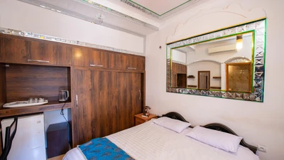 Sunrise Traditional Hotel