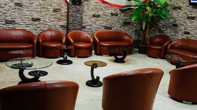 Aram Hotel