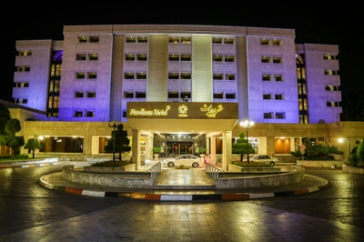 Pardisan Hotel