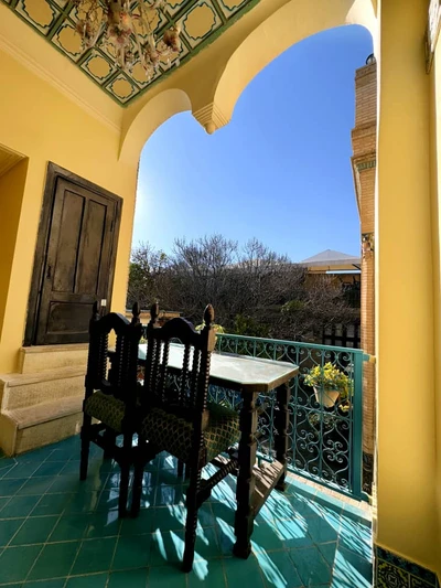 Darvash Traditional Hotel