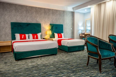 Parsian Enghelab Hotel