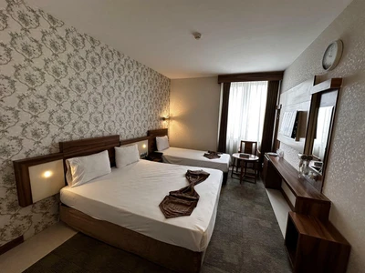 Hatra Hotel