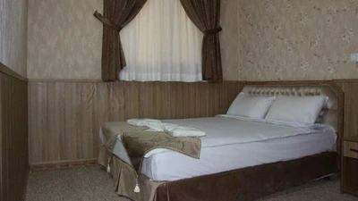 Fars Hotel