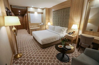 Misagh Hotel