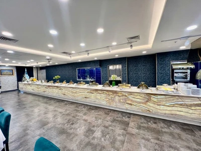 Qasr-Al-Ziafat Hotel