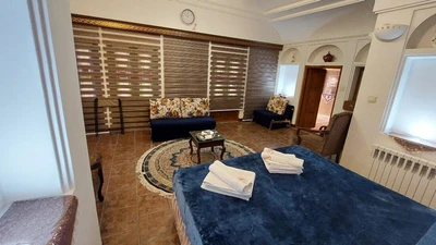 Royaye Ghadim Hotel