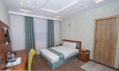 Amiran Hotel