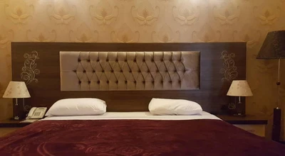 Parsia Grand Hotel