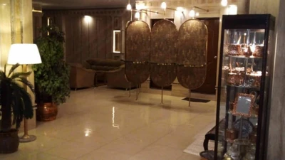 Zanjan Sepid Hotel