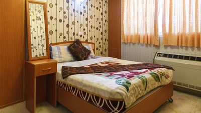 Hasht Behesht Hotel