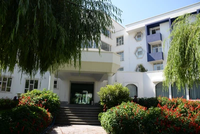 Azadegan Hotel
