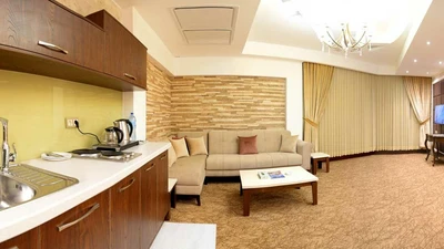 Arg Jadid Hotel