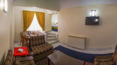 Bastam Tourist Hotel