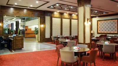 Pardisan Hotel