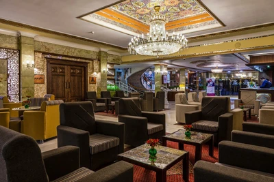 Parsian Ali-Qapu Hotel