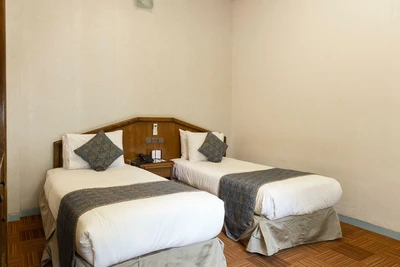 Parsian Safaiyeh Hotel