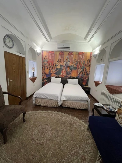 Royaye Ghadim Hotel