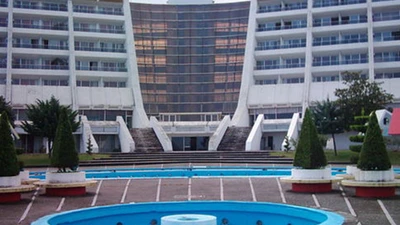 Parsian Khazar Hotel