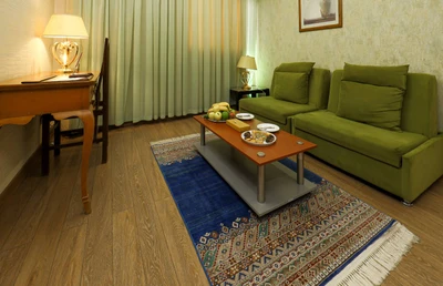 Parsian Ali-Qapu Hotel